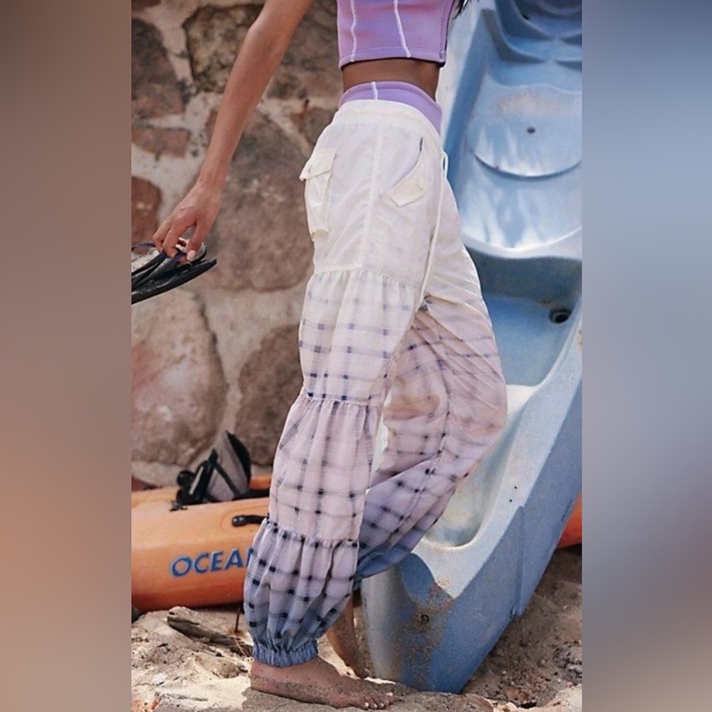 NWT Free People Movement Printed Set Me Free Nylon Pants Ombre - Picture 3 of 7
